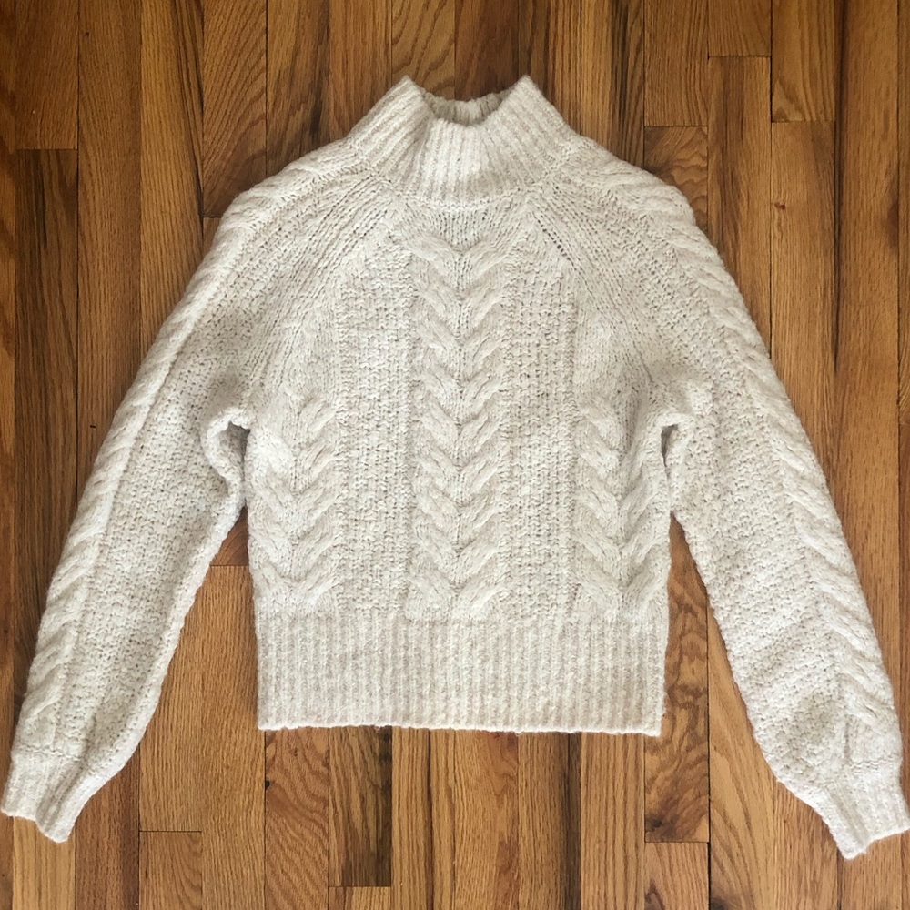Aritzia Melly Sweater XS